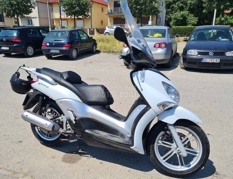 Yamaha x city 250