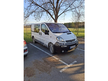 Opel Vivaro 