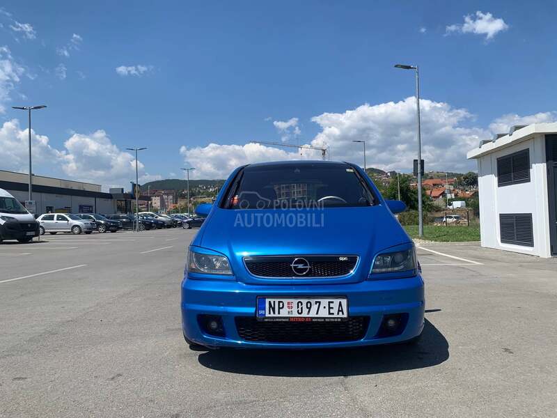 Opel Zafira OPC