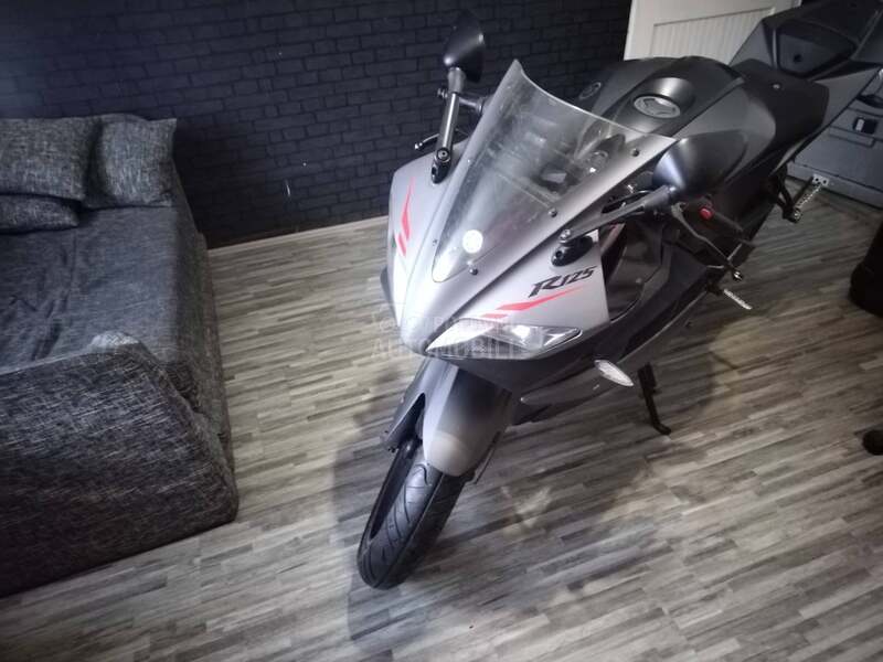 Yamaha R125