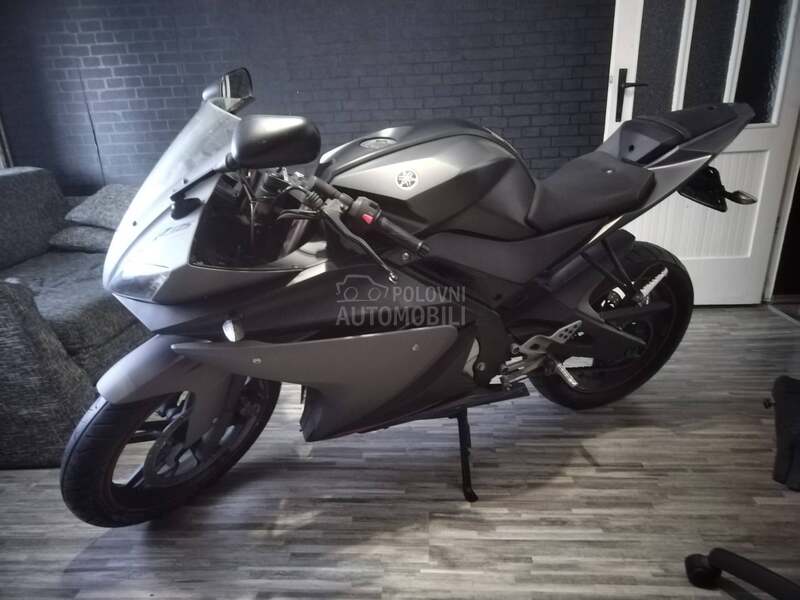 Yamaha R125