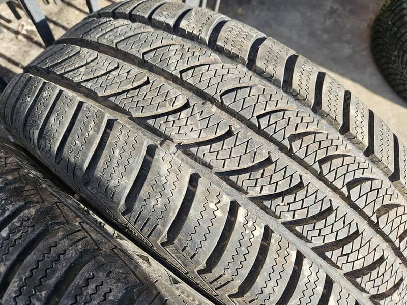 Continental 225/55 R17 Sve sezone