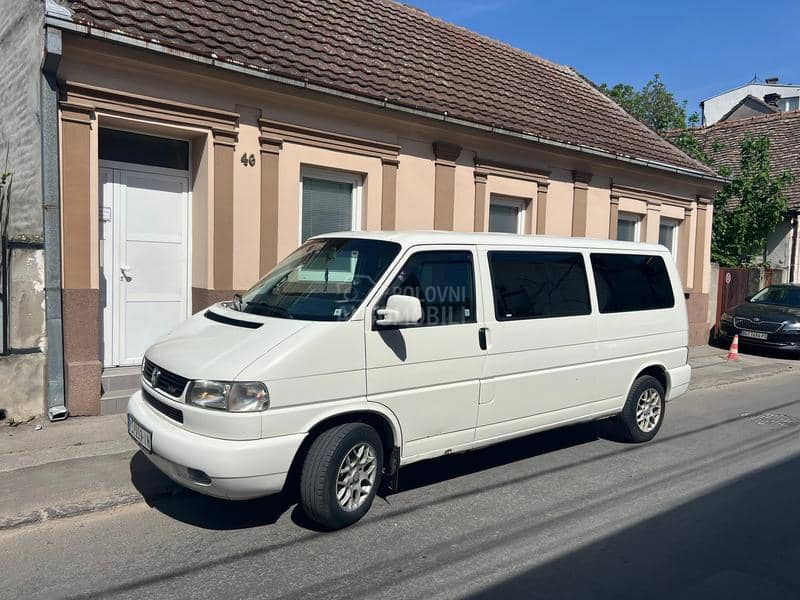Volkswagen Transporter T4 Caravella 2.5TDI