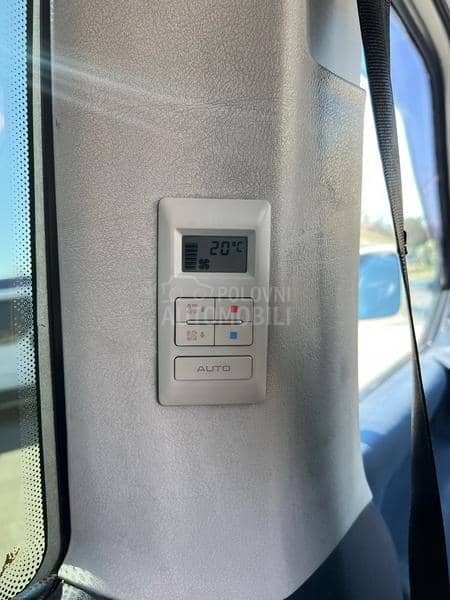 Volkswagen Transporter T4 Caravella 2.5TDI