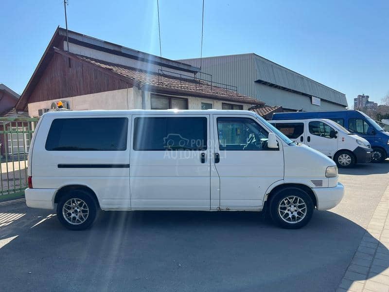Volkswagen Transporter T4 Caravella 2.5TDI