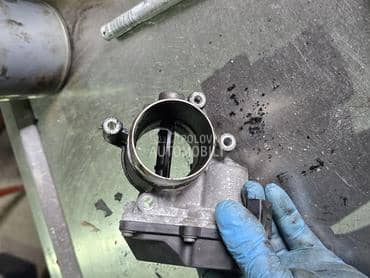 klapna za Audi A4 od 2008. do 2015. god.