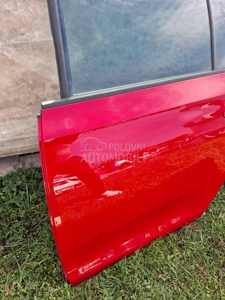 Zadnja leva vrata Spacebak