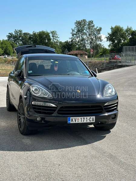 Porsche Cayenne Hybrid