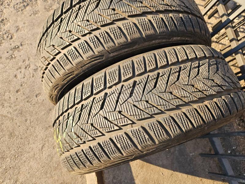 Vredestein 215/55 R16 Sve sezone