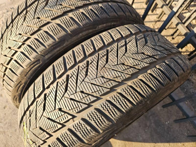 Vredestein 215/55 R16 Sve sezone