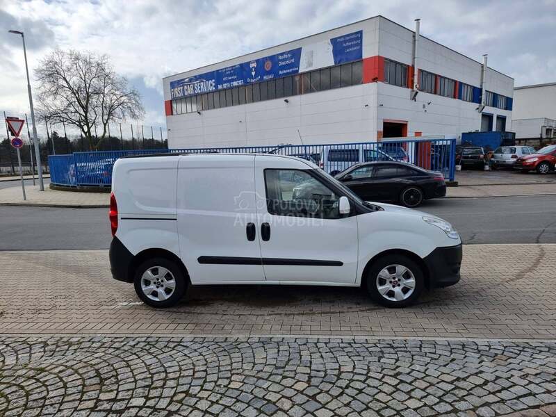 Fiat Doblo 1.3d 2013. god. -  kompletan auto u delovima