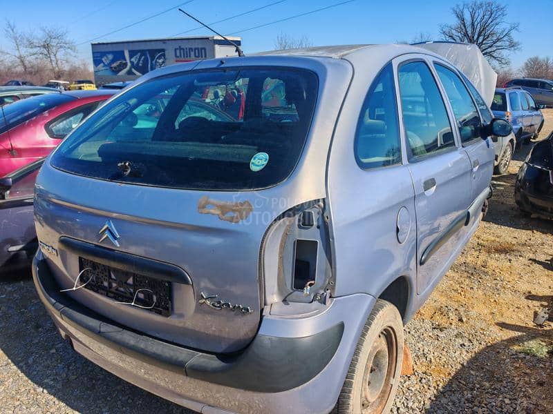 Citroen Xsara Picasso 2.0hd 2002. god. -  kompletan auto u delovima