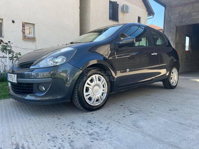 Renault Clio 1.6 16V