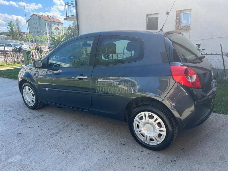 Renault Clio 1.6 16V