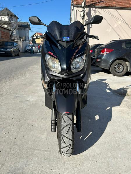 Yamaha Xmax