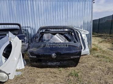 gepek vrata za Škoda Octavia