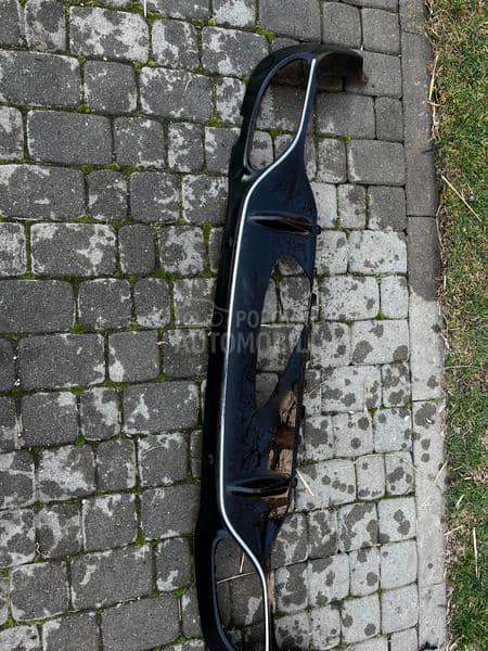 Spojler difuzor branika Amg