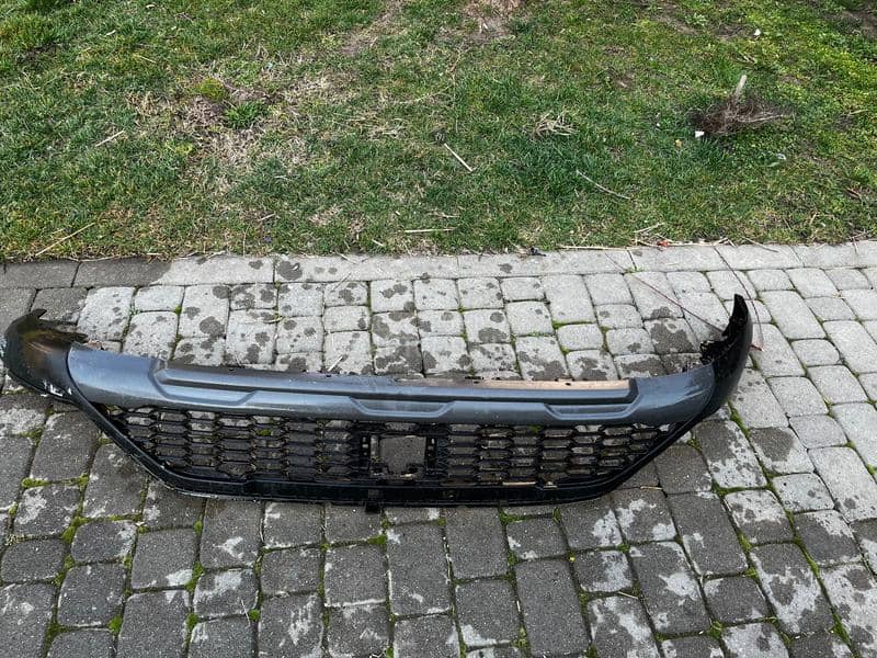 Spojler difuzor branika