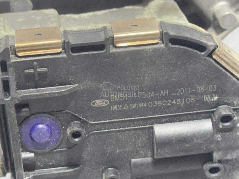 MOTORIC PREDNJEG BRISACA