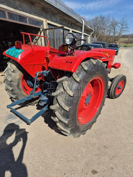 Universal 445