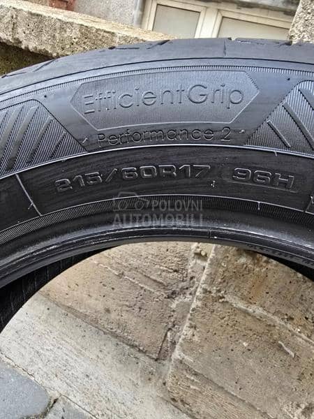 Goodyear 215/60 R17 Letnja