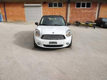 MINI Countryman k m  P R A V I