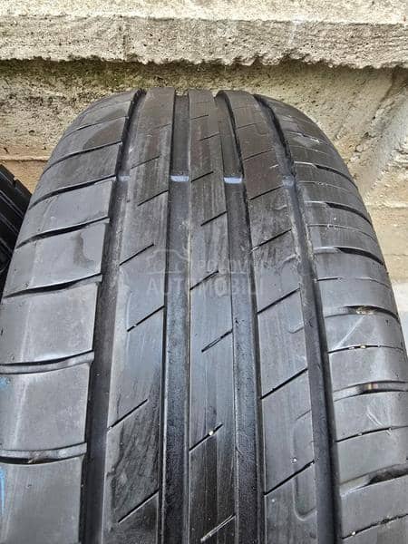 Goodyear 225/60 R16 Letnja