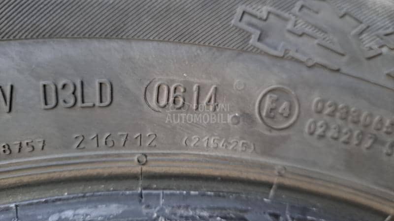 Continental 215/65 R16 Zimska