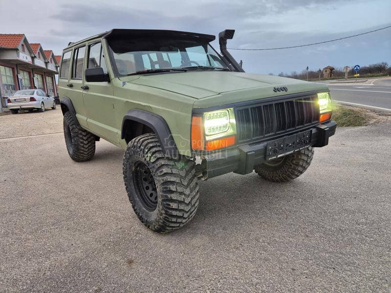 Jeep Cherokee SRB