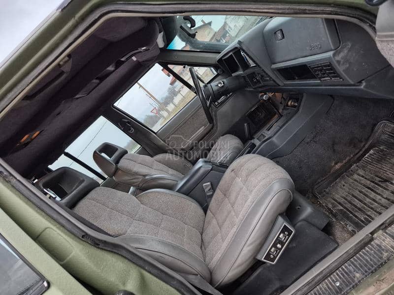 Jeep Cherokee SRB