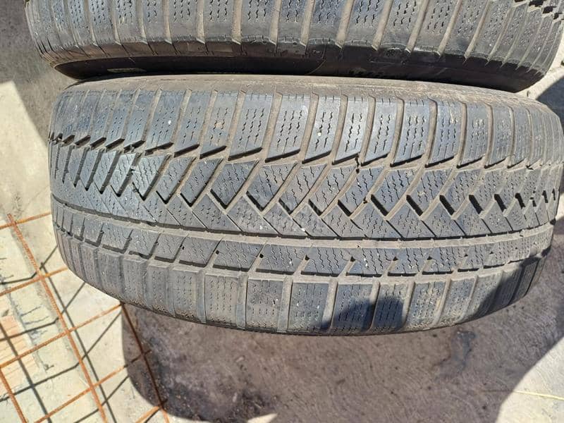 Hankook 215/70 R16 Zimska