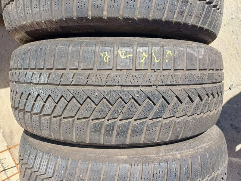 Hankook 215/70 R16 Zimska