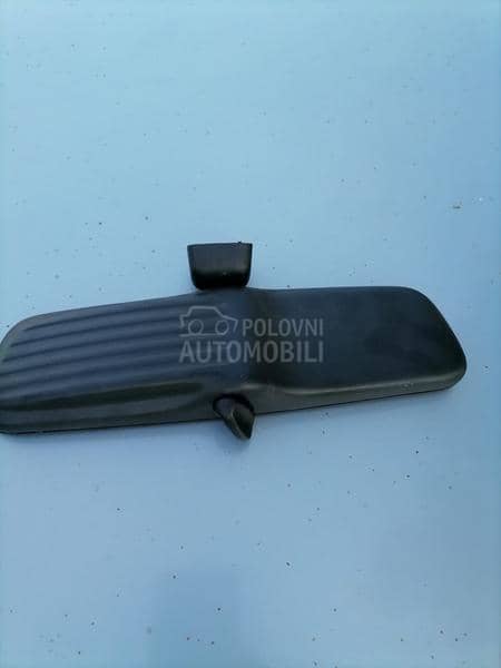 Unutrasnji retrovizor