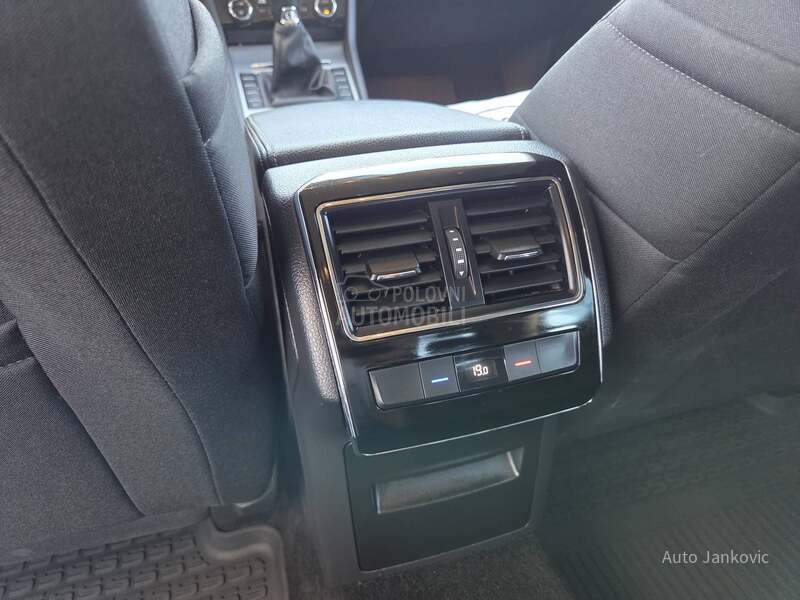 Škoda Superb 66 000 K M