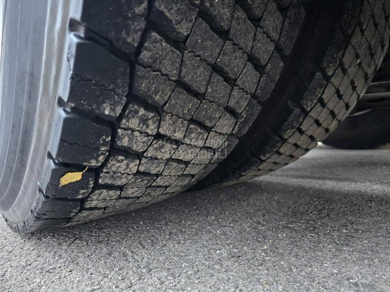 Iveco STRALIS 450 e5 za auto