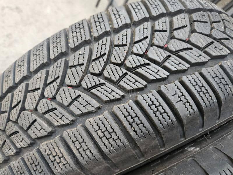 Firestone 185/65 R15 Sve sezone