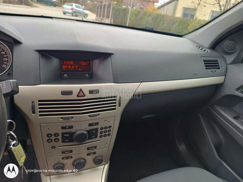 Opel Astra H 