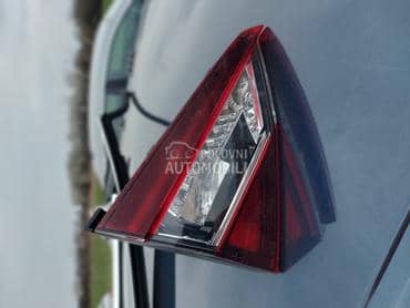 STOP SVETLO LEVO NA GEPEKU za Škoda Superb od 2015. do 2019. god.