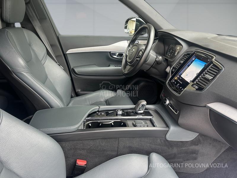 Volvo XC90 AWD MOMENTUM A/T Volvo XC90 AWD MOMENTUM A/T