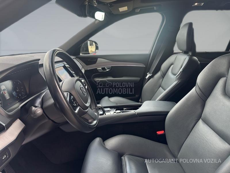 Volvo XC90 AWD MOMENTUM A/T Volvo XC90 AWD MOMENTUM A/T