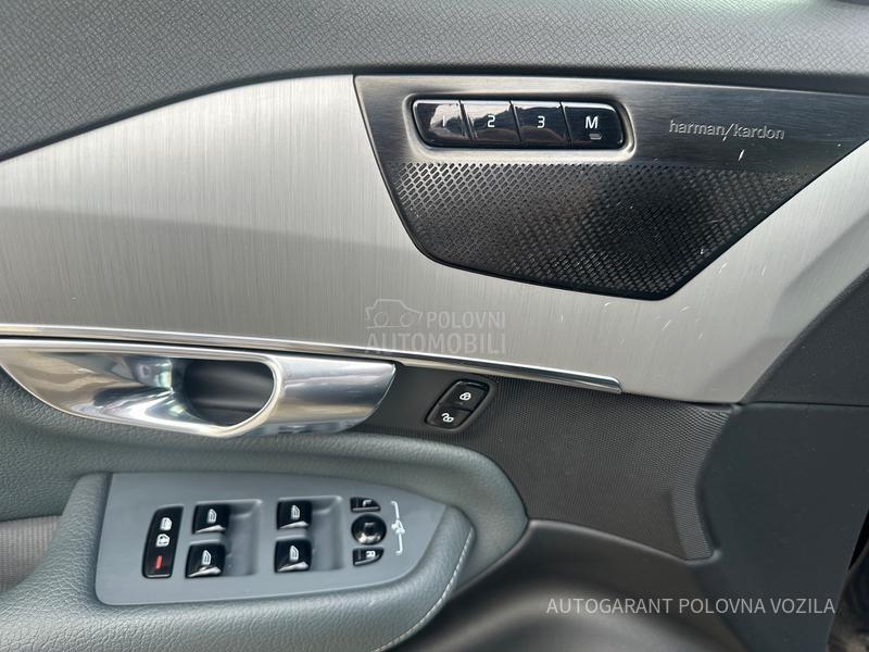 Volvo XC90 AWD MOMENTUM A/T Volvo XC90 AWD MOMENTUM A/T