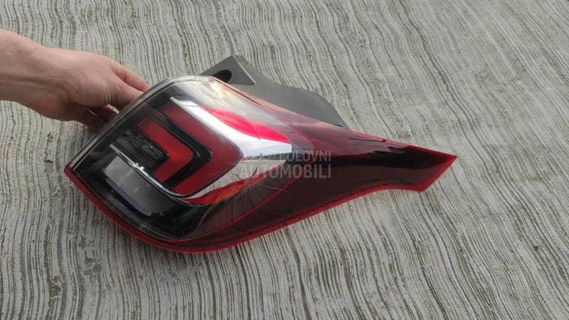 lampa stop svetlo