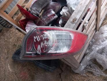 Stop svetlo za Mazda 3
