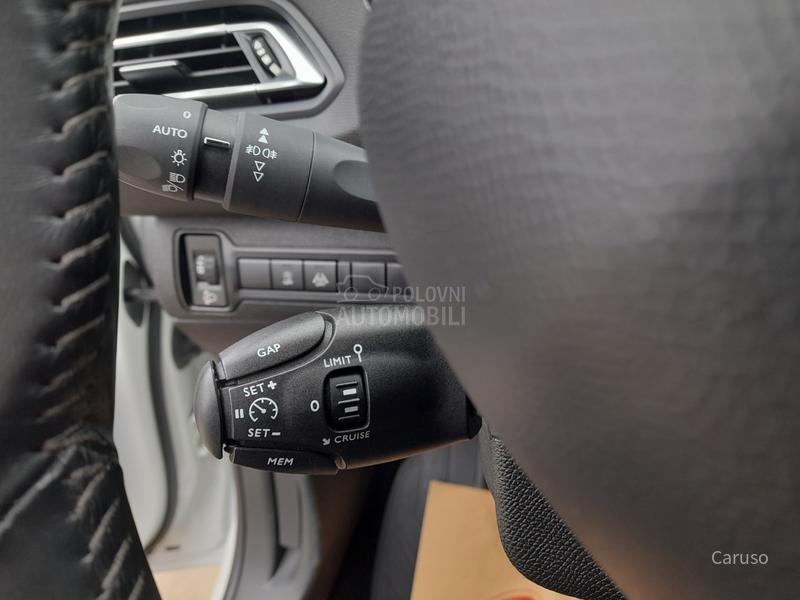 Peugeot 308 1.5 BHDi ALLURE