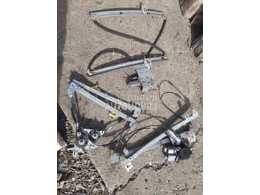 prednji desni podizač prozora za Citroen Xsara Picasso od 2000. do 2008. god.