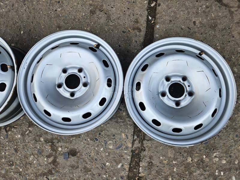 Čelične felne Trafic 5x114.3 16" 5 x 114.3
