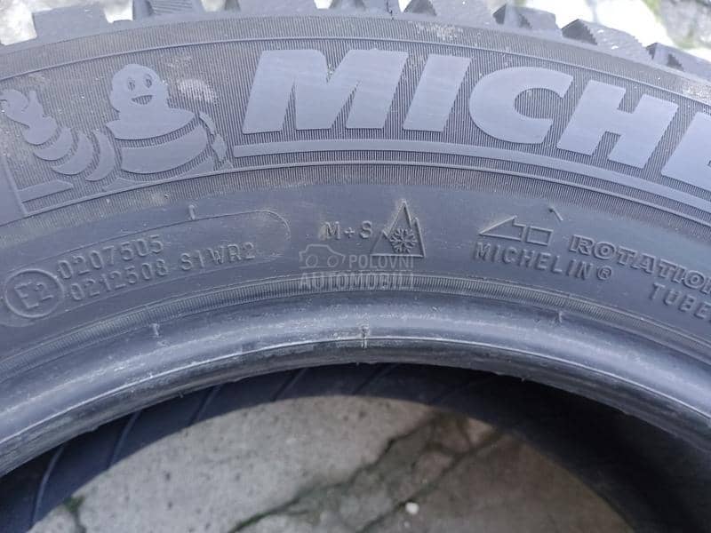 Michelin 215/55 R16 Zimska