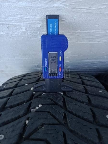 Michelin 215/55 R16 Zimska