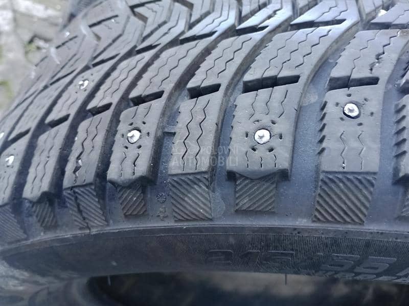Michelin 215/55 R16 Zimska