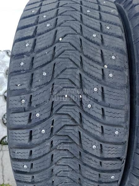 Michelin 215/55 R16 Zimska